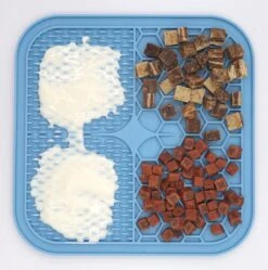 Likmat Hond - Anti Schrokbak Hond – Snuffelmat - Slowfeeder – Voermat – Inclusief Siliconen Spatel 15 Likmat Hond - Anti Schrokbak Hond – Snuffelmat - Slowfeeder – Voermat – Inclusief Siliconen Spatel -Dieren Product Winkel 1190x1200 17