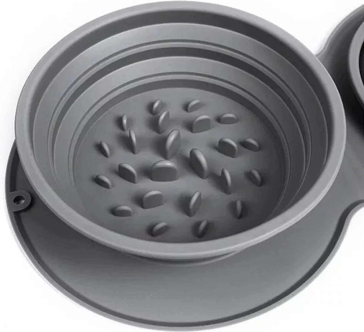 Janse Opvouwbare Voerbak - Anti Slip Honden Voerbak - Katten Voerbak - Anti Schrokbak Hond - Waterbak - Drinkbak - Voederbak Kat - Opvouwbaar - Voedselbak - Vakantie - Slowfeeder 6 Janse Opvouwbare Voerbak - Anti Slip Honden Voerbak - Katten Voerbak - Anti Schrokbak Hond - Waterbak - Drinkbak - Voederbak Kat - Opvouwbaar - Voedselbak - Vakantie - Slowfeeder - Afbeelding 6