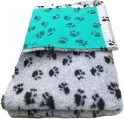 Vet Bed Grijs Met Voetprint Groene Rug 22mm 150x100 Cm -Dieren Product Winkel 1200x1150 30