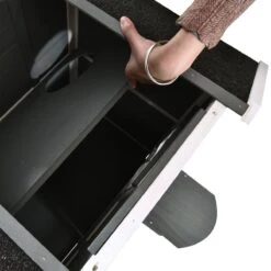 PawHut Kattenhuis Voor Buiten Kattenhut Met 2 Verdiepingen Kattenvilla, Asfaltdak, Massief Hout Grijs D30-236 14 PawHut Kattenhuis Voor Buiten Kattenhut Met 2 Verdiepingen Kattenvilla, Asfaltdak, Massief Hout Grijs D30-236 -Dieren Product Winkel 1200x1200 773