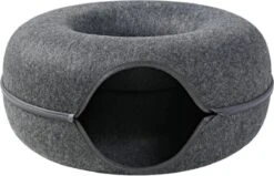 Merkloos A.K.A. Kattentunnel En Kattenmand In-1 – Kattenspeelgoed Speeltunnel Kattenhuis – Kattenhol Rond Kattenspeeltjes - Cat Cave Donut - Antraciet Vilt -Dieren Product Winkel 1200x773 1