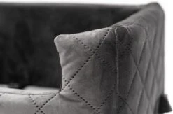 Velvet Silver - Autostoel Voor Hond - 47x42cm - Orthopedisch Kussen - Hondenmand Auto - Wasbaar - Handgemaakt -Dieren Product Winkel 1200x792 1