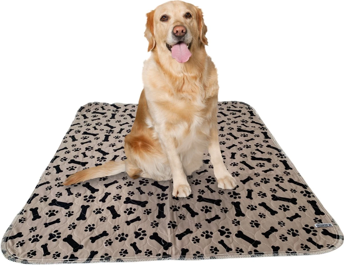 Sharon B - Puppy Training Pad - Plasmat - Beige Met Botjesprint - 80x90 Cm - Hondentoilet - Herbruikbaar - Wasbaar 1 Sharon B - Puppy Training Pad - Plasmat - Beige Met Botjesprint - 80x90 Cm - Hondentoilet - Herbruikbaar - Wasbaar