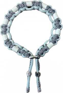 Anti-tekenband Amigo - Vlooienband - Voor Hond - Met 9 Stuks Originele EM Kralen Lichtgrijs - Maat M - Lengte Geknoopt Deel 30 Cm - Instelbaar Tot 40 Cm - Kleur Grijs Zwart Met Zilver