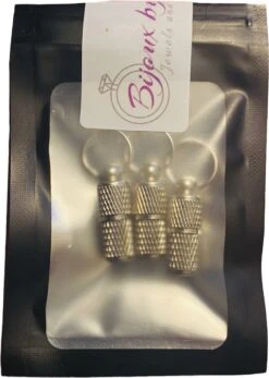 Bijoux By Ive - Bijoux Voor Uw Huisdier - Huisdieren ID Kokertje - Adreskoker - Hond - Kat - 3 Stuks 6 Bijoux By Ive - Bijoux Voor Uw Huisdier - Huisdieren ID Kokertje - Adreskoker - Hond - Kat - 3 Stuks -Dieren Product Winkel 853x1200 6