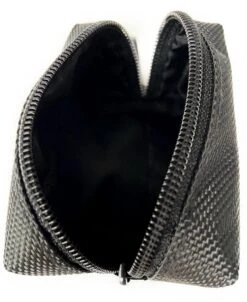 BoDutch - Poepzakjeshouder - Poepzakjes Dispenser - Zwart - Hondenpoepzakjes -Dieren Product Winkel 981x1200 5